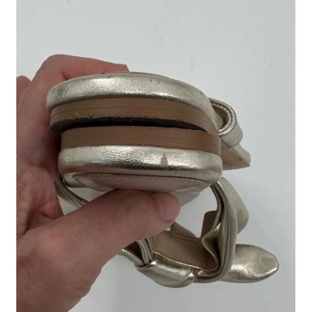 Stuart WeitzmanBandeau Metallic Gold Leather Bow Accent T- Strap Sandals Size 8